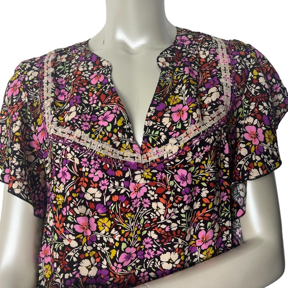 Democracy/ Wit & Wisdom Purple Floral Flutter short sleeve Top - Picture 3 of 12